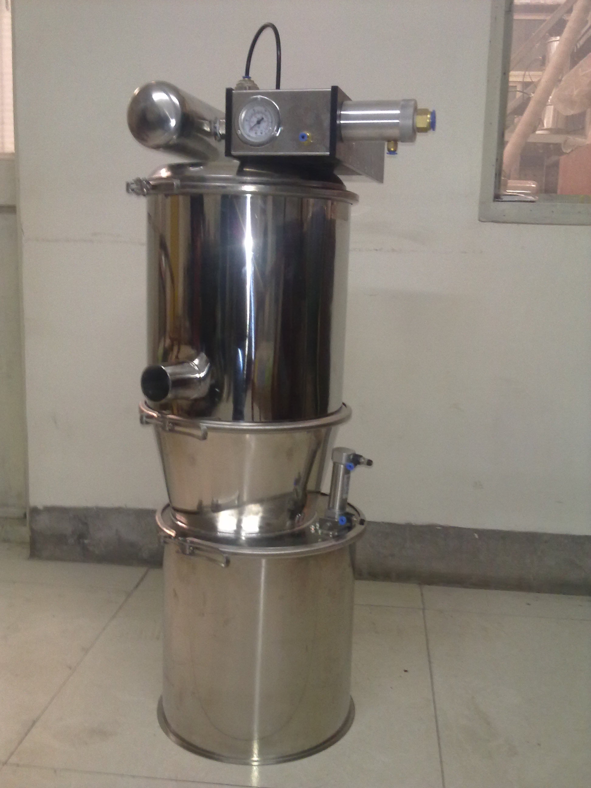 真空上料機現(xiàn)貨供應